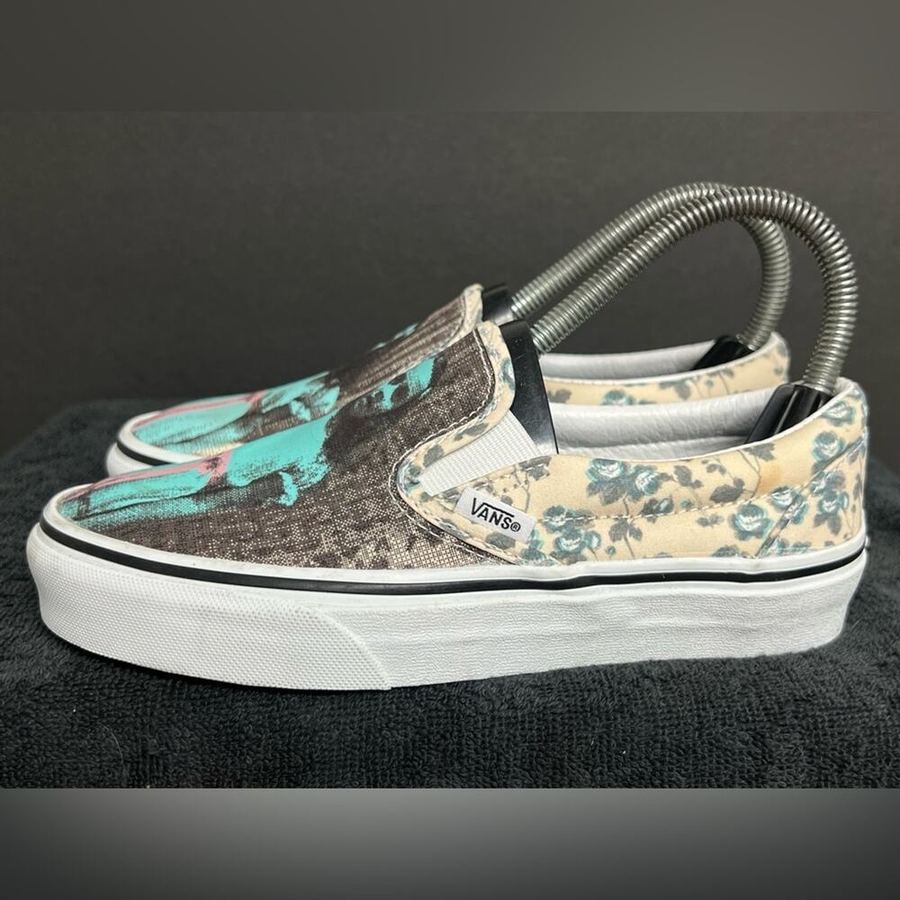 Vans x Horror The Shining Slip-On Shoes Men's 4 Women's 5.5 RARE - Picture 2 of 10
